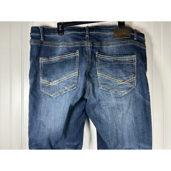 BKE Men's Derek Low Rise Relaxed bootLeg Jeans size 40 R - Picture 10 of 11